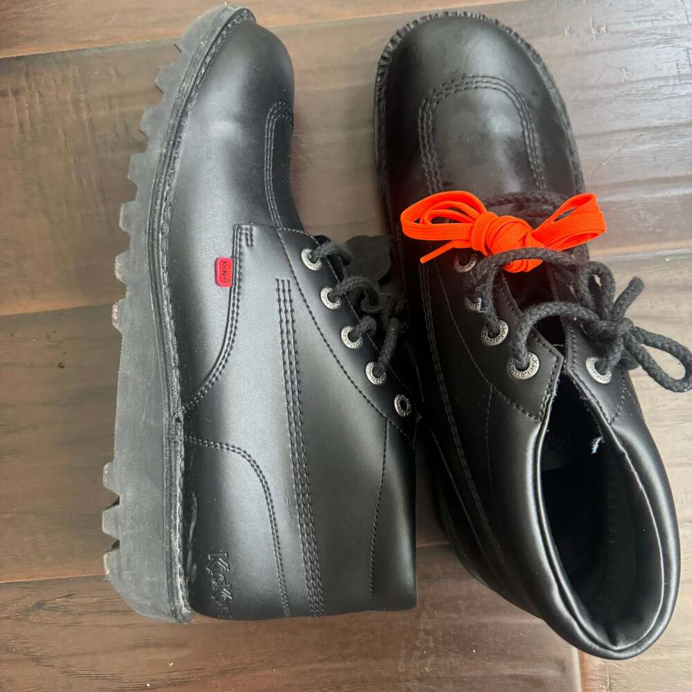 Kickers - Picture 15 of 16